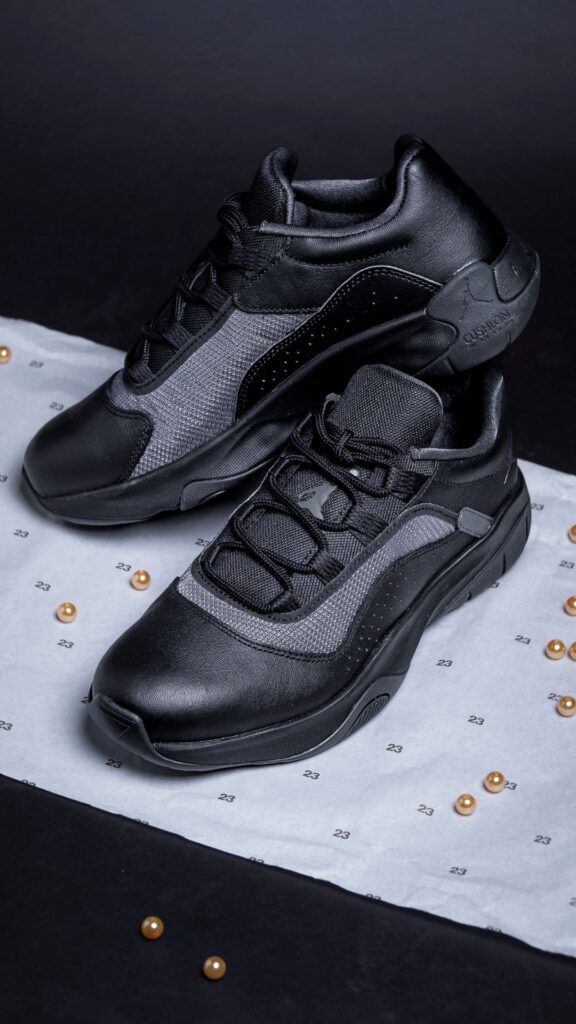 Nike Air Jordan 11 CMFT Low CW0784-003