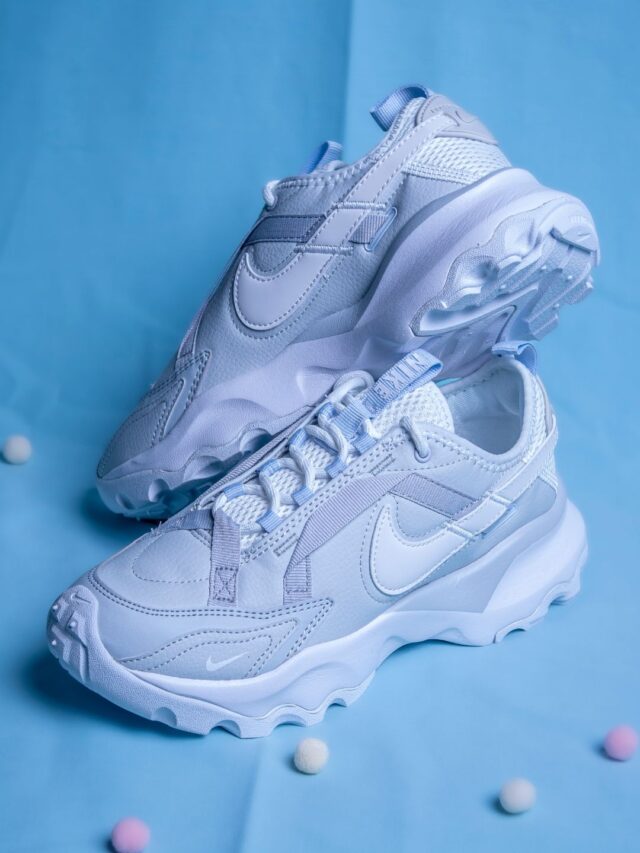 Nike TC 7900 Premium 2 FB8941-043